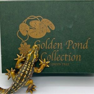 Golden Pond Collection by GREEN TREE Aligator